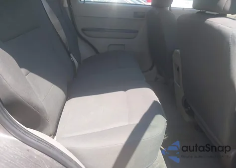 2009 Ford Escape Xls/Xls Manual from USA, damaged, VIN 1FMCU02729KC33600